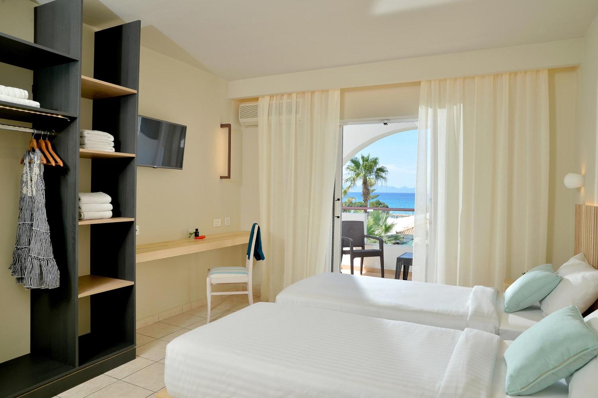 Alykanas Beach Grand Hotel By Zante Plaza الغرفة الصورة